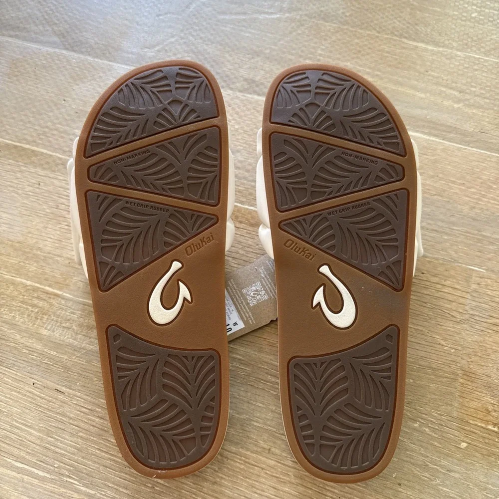 NWT NEW Olukai Sunbeam‎ Slide Comfort Sandals Off-White Women's Size 10 Hawaiian